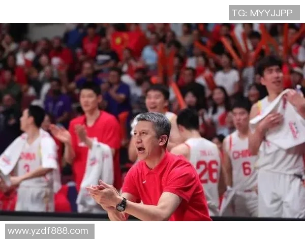 中国男篮国奥队对阵香港队的精彩对决即将上演，期待年轻球员的出色表现与团队合作